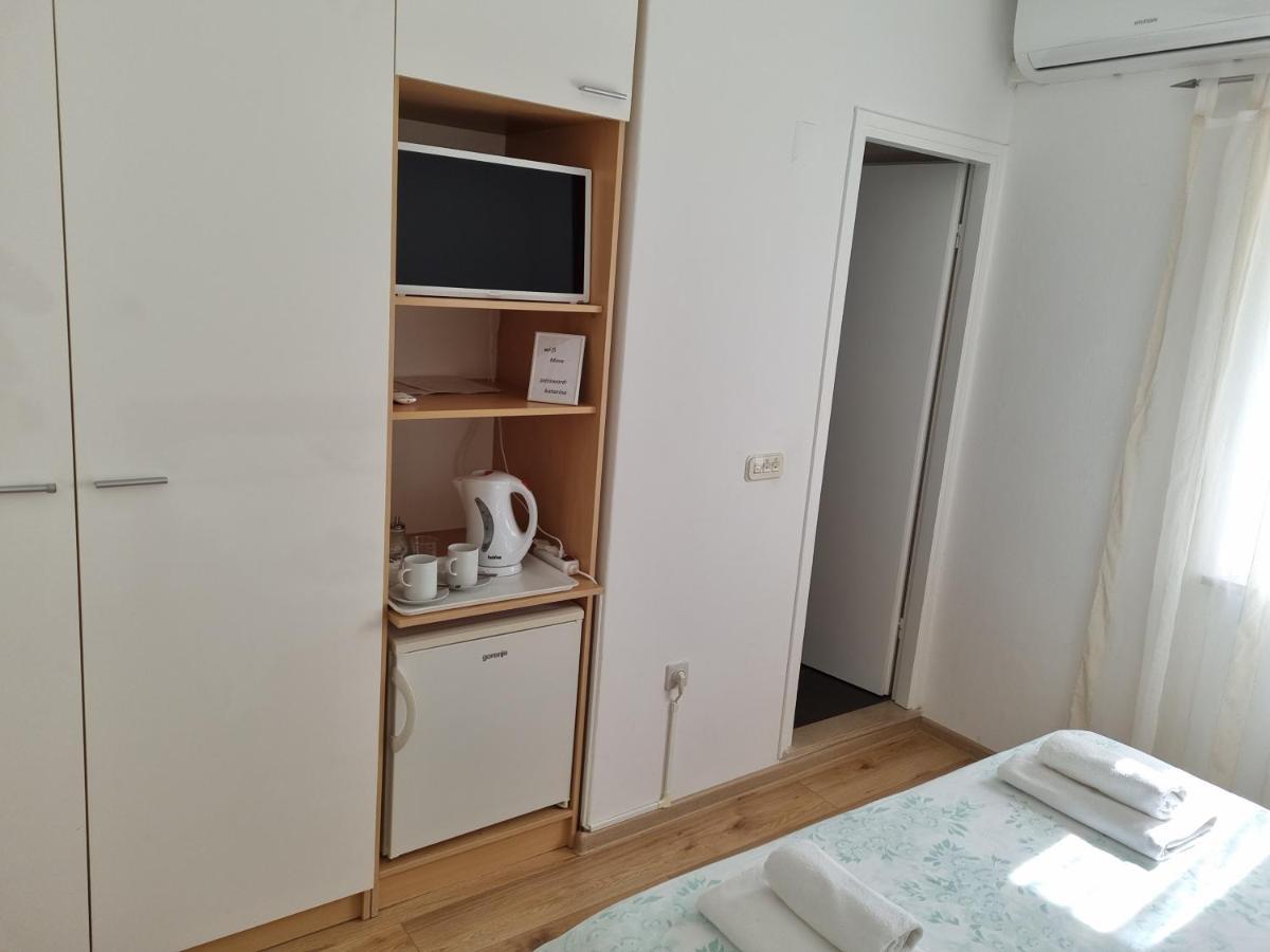 Guesthouse Franica Корчула Экстерьер фото