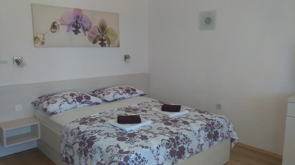 Guesthouse Franica Корчула Экстерьер фото